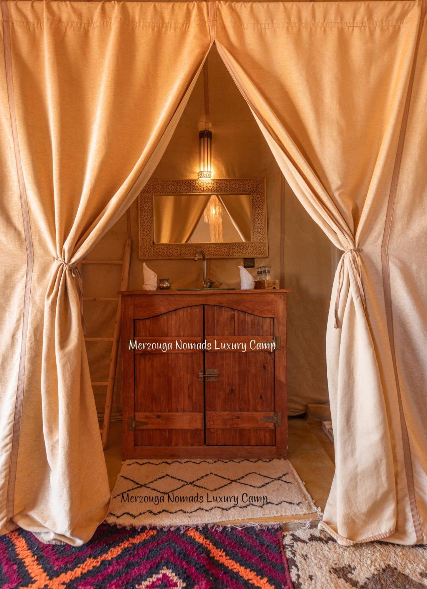 Merzouga Nomads Luxury Camp Eksteriør billede